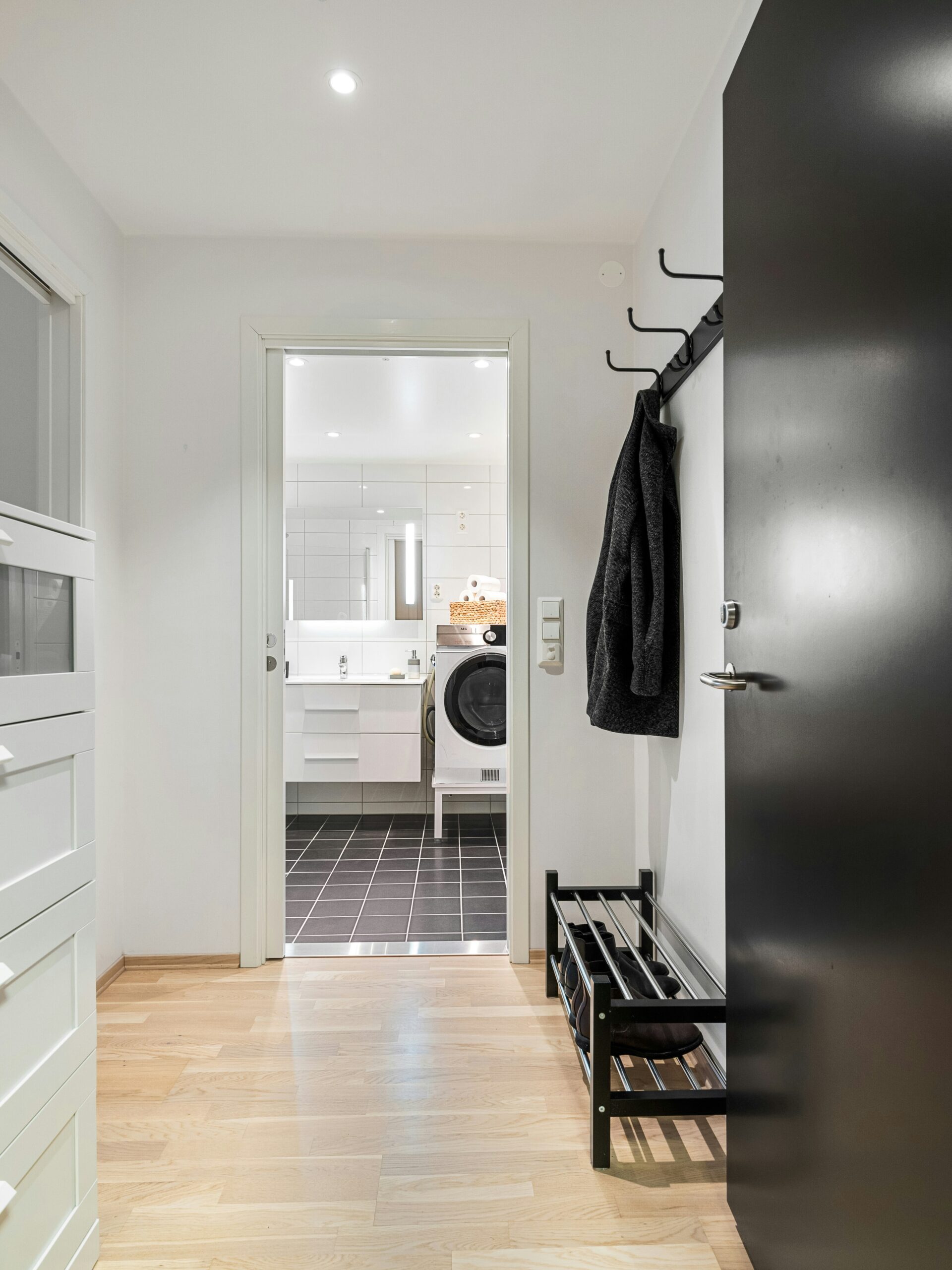 alex-tyson-bKfhRXifnW0-unsplash