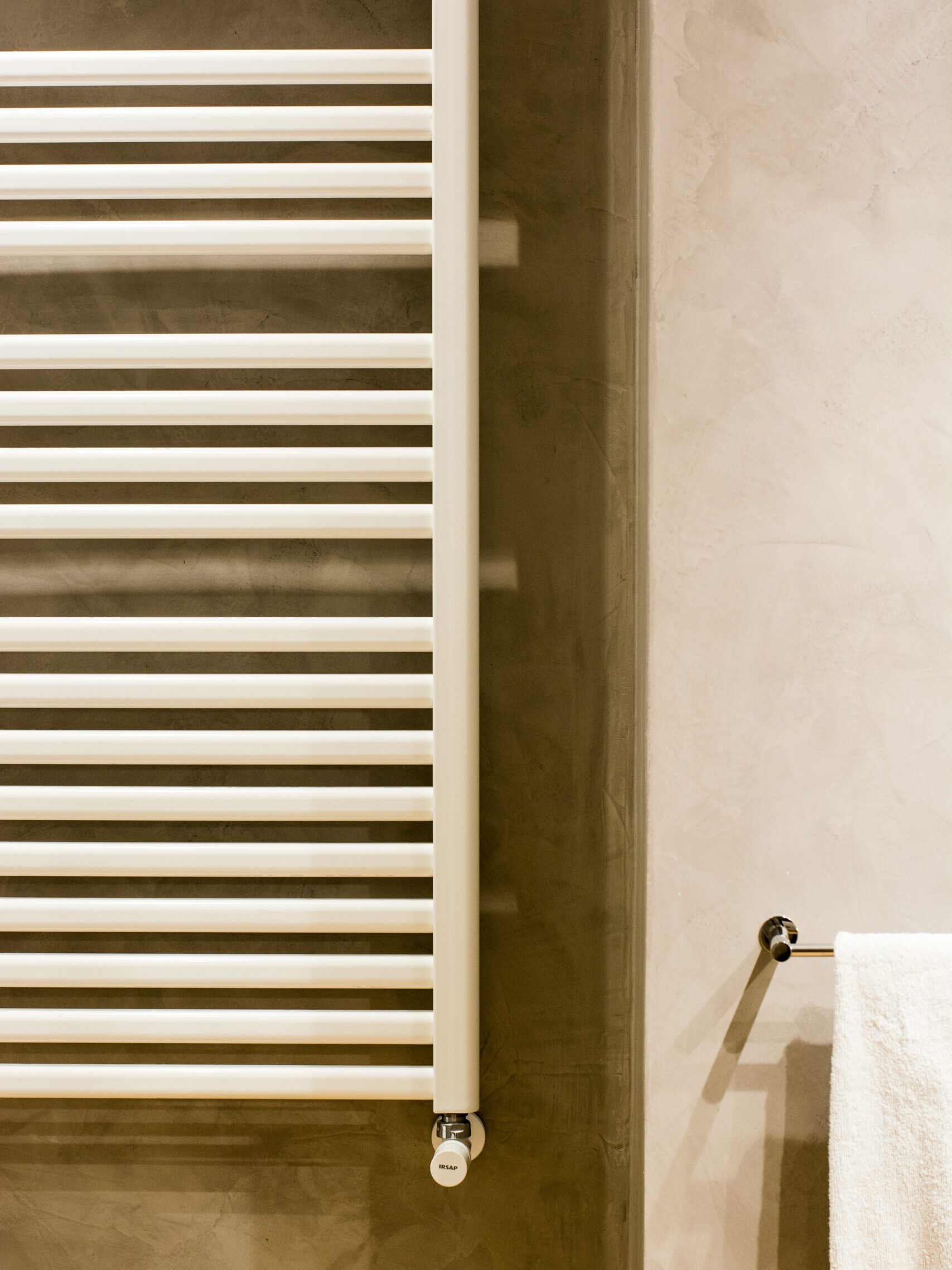 alfonso-escu-_wcXtm0iKJU-unsplash